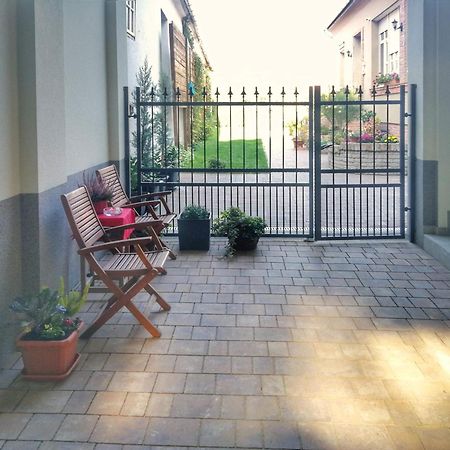 M37 Apartman Debrecen Eksteriør bilde