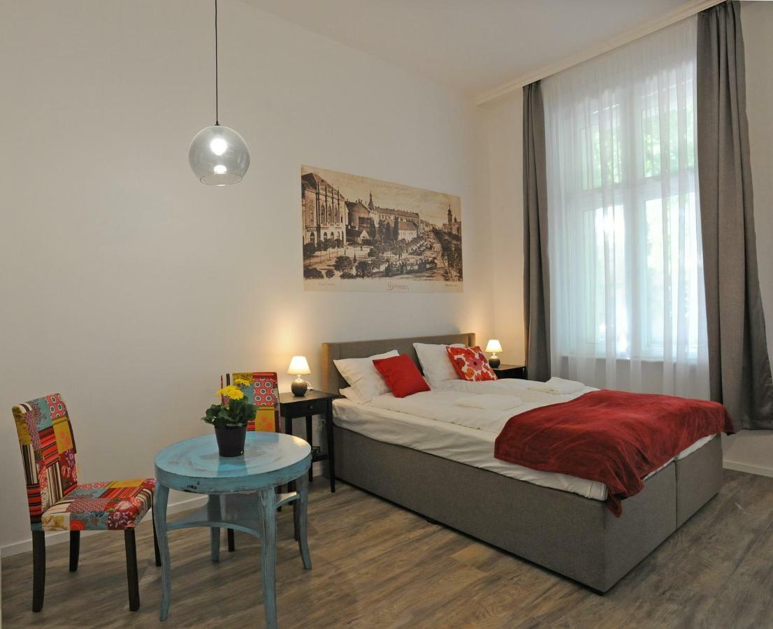 M37 Apartman Debrecen Eksteriør bilde